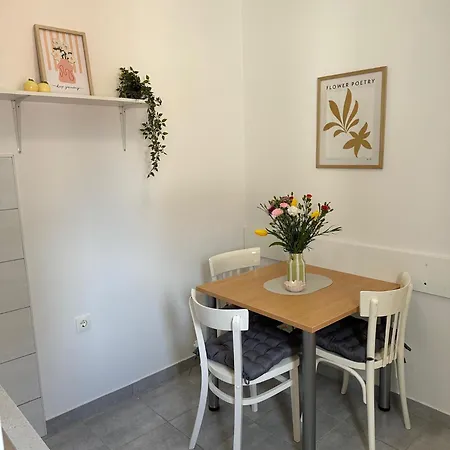 Apartments Olga 1 Makarska Exterior photo