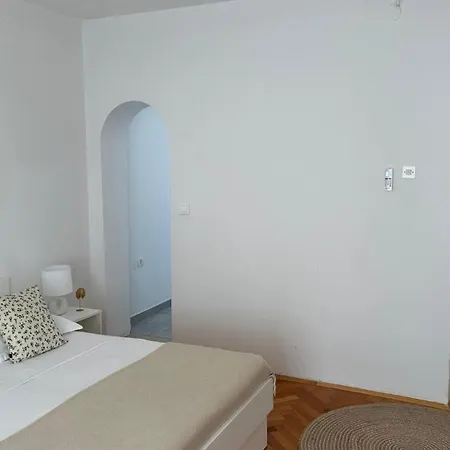 Apartments Olga 1 Makarska Exterior photo
