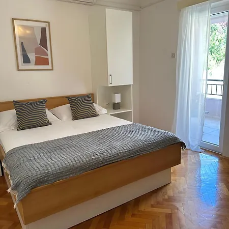 Apartments Olga 1 Makarska Exterior photo
